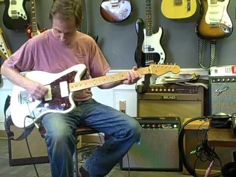 Lindy Fralin Hum-Cancelling Jazzmaster Set Parchment - Image 3